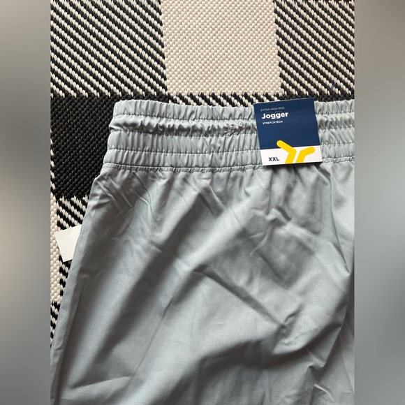NWT XXL Old Navy Joggers 🤍 - Picture 13 of 13
